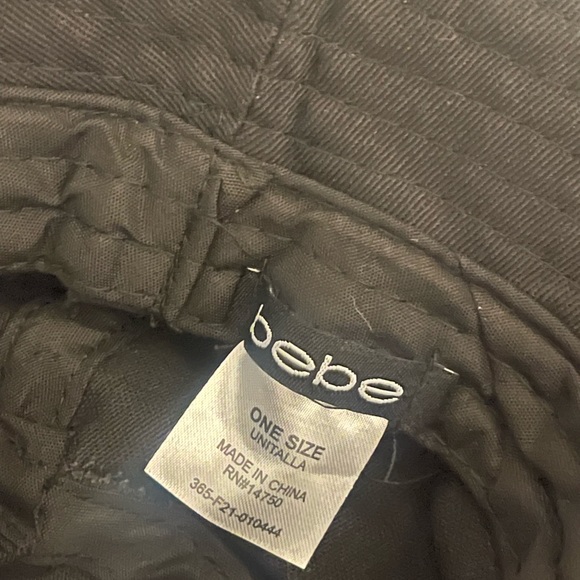 BEBE bucket hat 🖤 - Picture 2 of 3